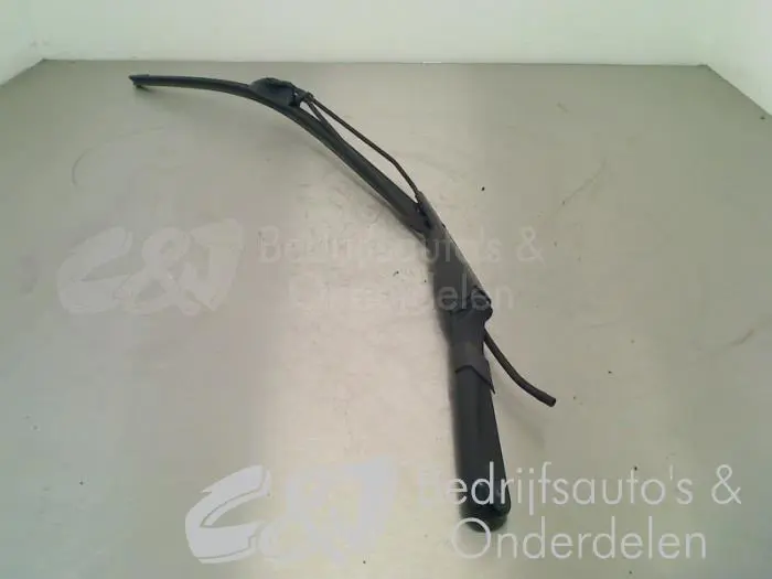 Front wiper arm Renault Master
