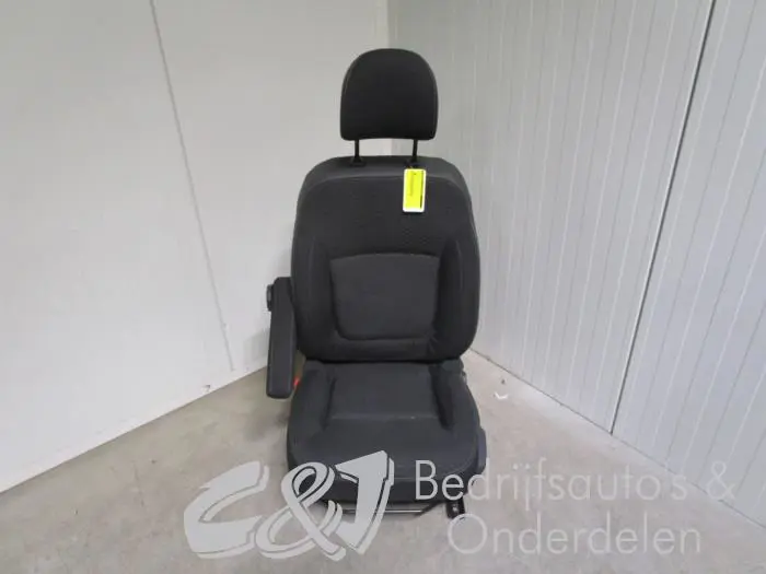 Sitz links Opel Vivaro