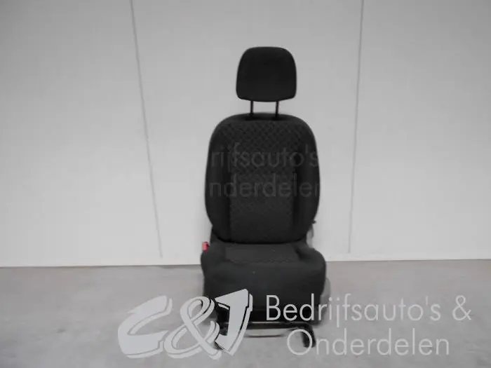 Seat, left Renault Kangoo