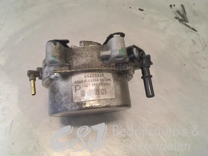 Brake servo vacuum pump Opel Combo