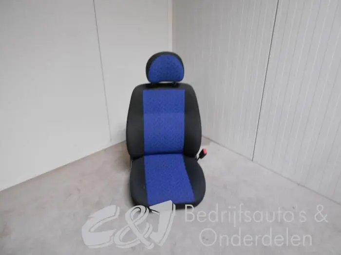 Seat, right Fiat Doblo