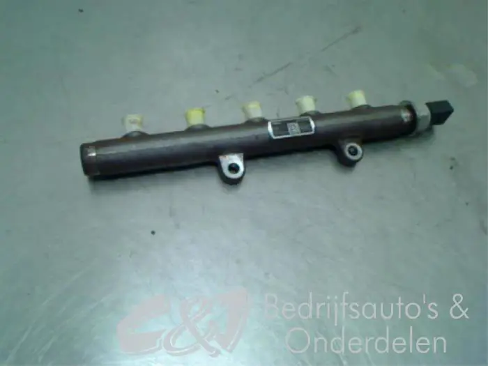 Fuel injector nozzle Ford Transit Connect