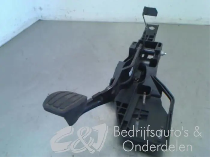 Brake pedal Opel Combo