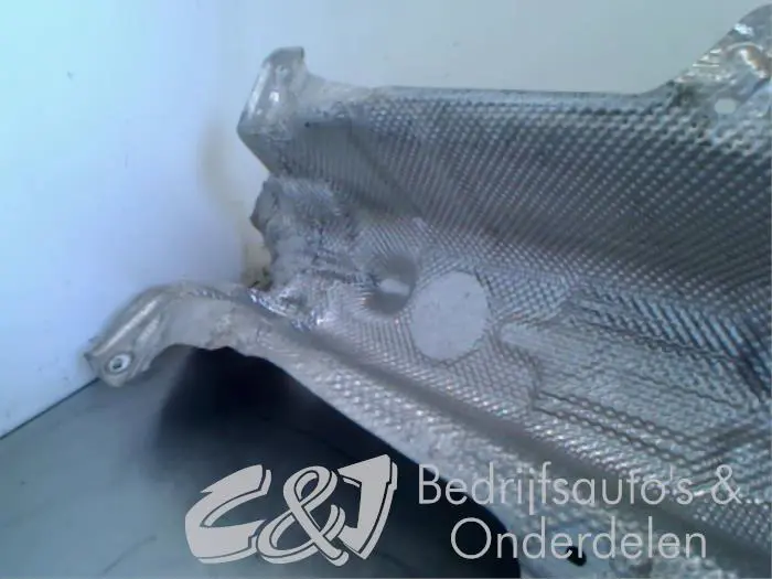 Exhaust heat shield Opel Combo