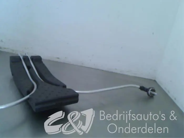 Parking brake cable Opel Combo