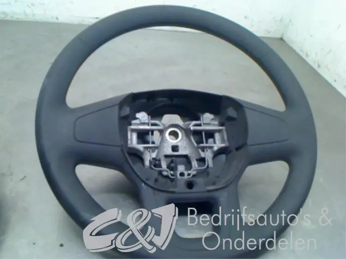 Steering wheel Opel Vivaro