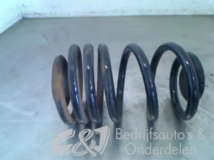 Rear coil spring Opel Vivaro