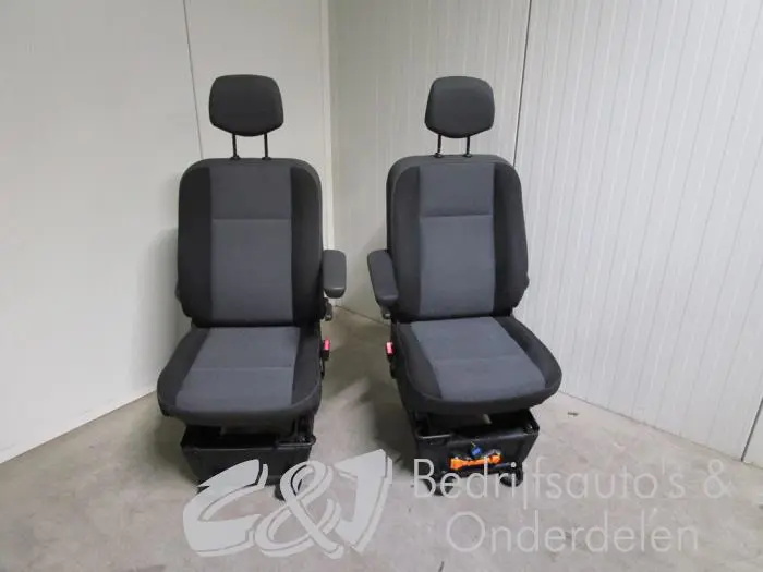 Seats front, left + right Renault Master
