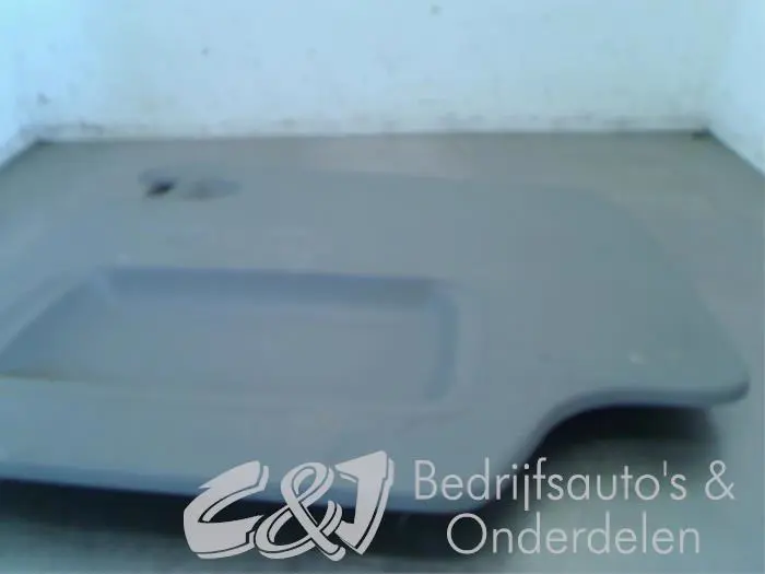Bekleding achterdeur Opel Vivaro