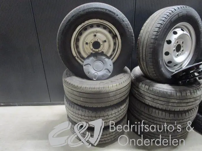 Set of wheels + tyres Ford Transit Custom