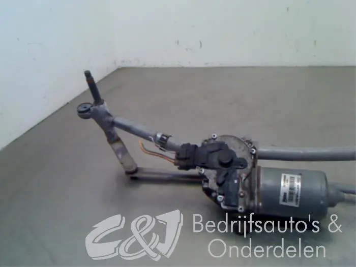 Wiper motor + mechanism Renault Master