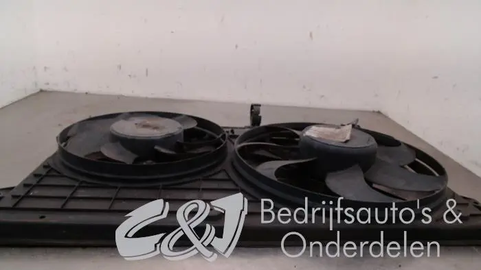 Cooling fan housing Volkswagen Caddy