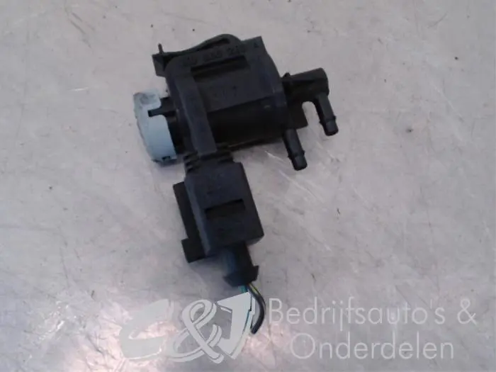 Fuel pressure sensor Volkswagen Crafter