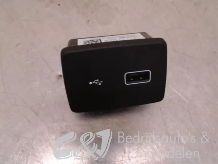 AUX / USB-Anschluss Peugeot Boxer
