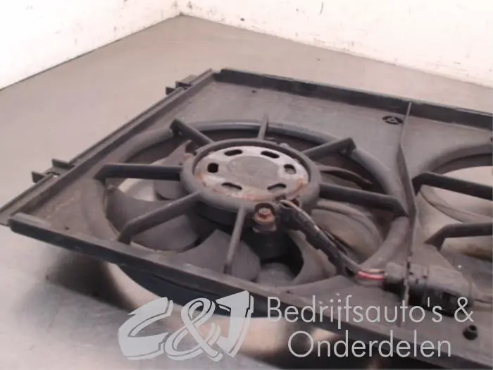 Cooling fan housing Volkswagen Caddy