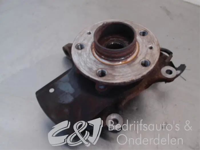 Knuckle, front right Fiat Talento