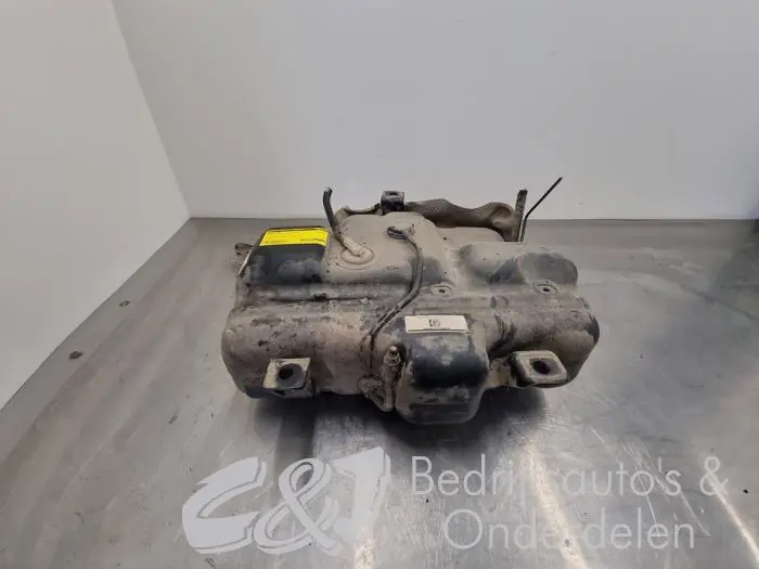 Adblue tank Renault Master