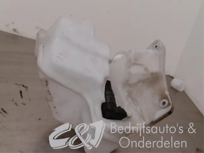 Ruitensproeiertank voor Volkswagen Caddy