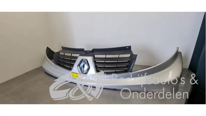 Grille Renault Trafic