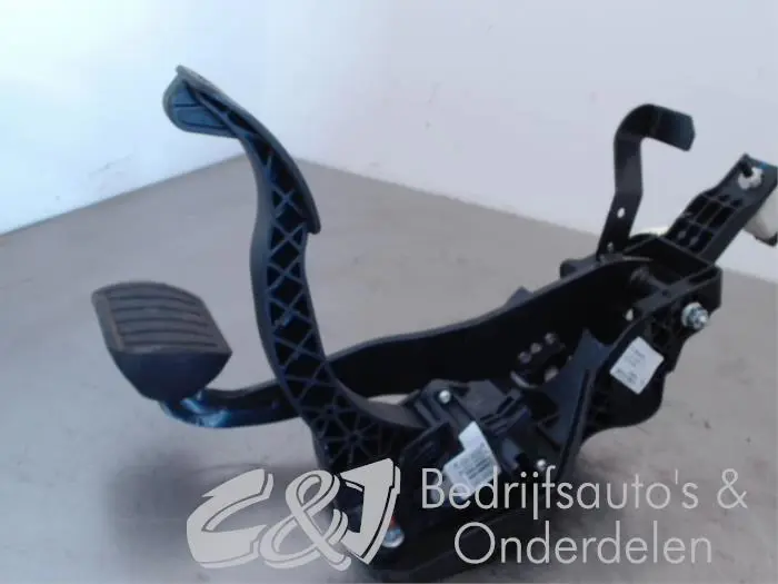 Accelerator pedal Peugeot Expert