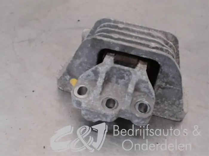 Engine mount Volkswagen Crafter