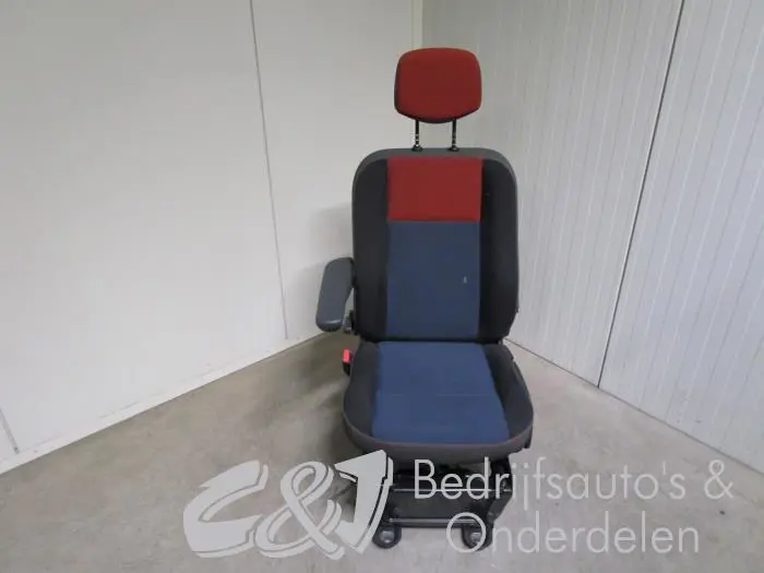 Seat, left Renault Master